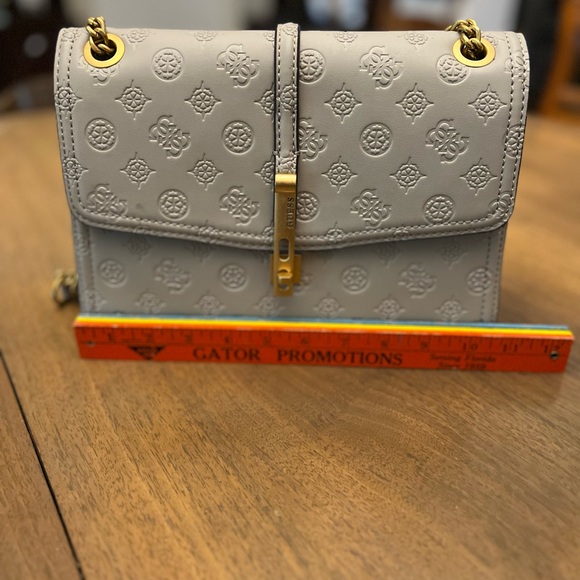 Calvin Klein shoulder/crossbody handbag. Gray with gold hardware. Used once. - Picture 5 of 6